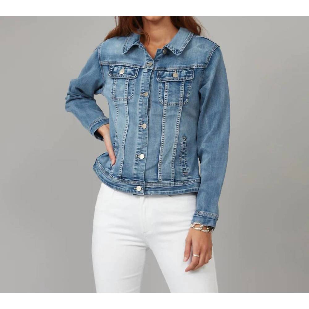 NEW LOLA JEANS gabriella classic denim jacket in light blue distressed